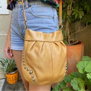 Dark cream/silver b. makowsky pebbled leather crossbody bag